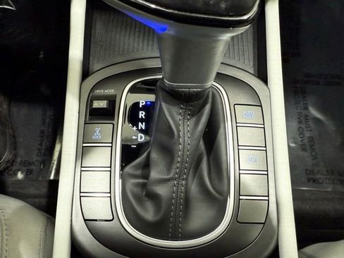 Used 2024 Hyundai Kona SEL image 35