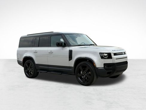 Used 2026 Land Rover Defender 130 S AWD/4WD image 7