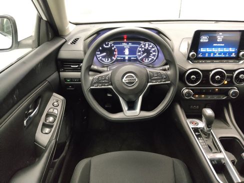 Used 2023 Nissan Sentra SV FWD image 22