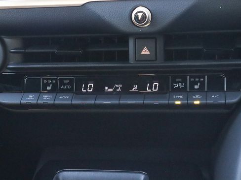 Used 2024 Toyota Crown XLE image 11