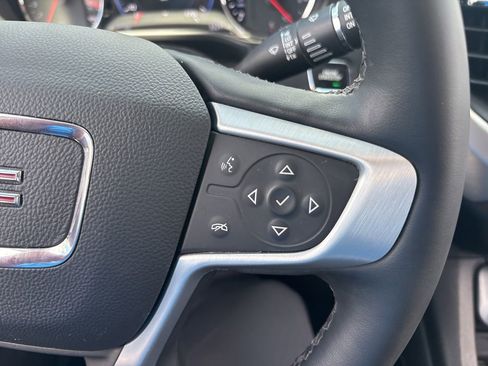 Used 2023 GMC Acadia SLT w/ Elevation Edition FWD image 26