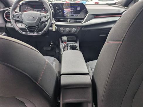 New 2026 Chevrolet Trax RS w/ Sunroof Package image 25