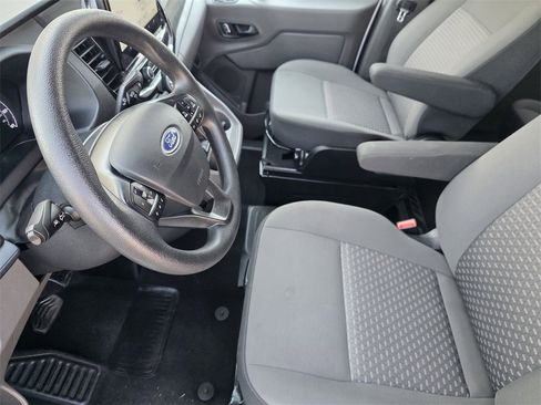 Used 2023 Ford Transit 350 XLT image 11