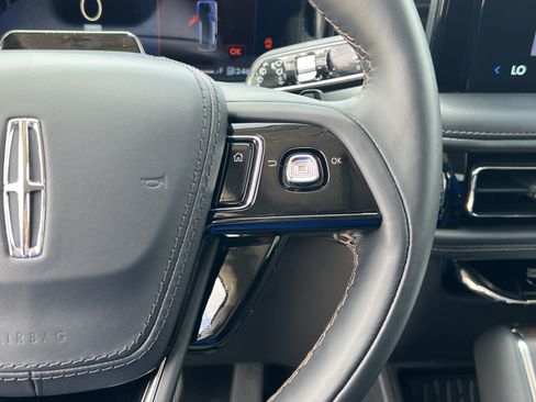 New 2025 Lincoln Aviator Reserve w/ Illumination Package RWD image 12