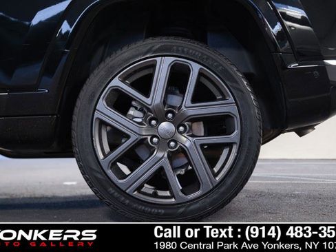 Used 2024 Jeep Compass Limited w/ Driver Assist Group I image 14