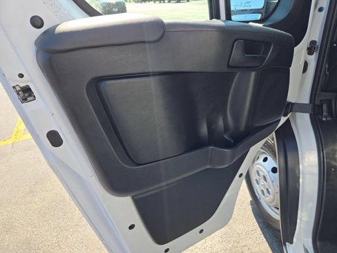 Used 2023 RAM ProMaster 2500 FWD image 18
