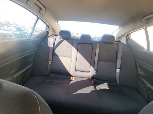 Used 2025 Nissan Altima 2.5 SV image 23