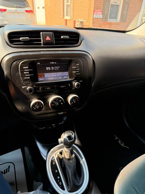 Used 2019 Kia Soul FWD image 14