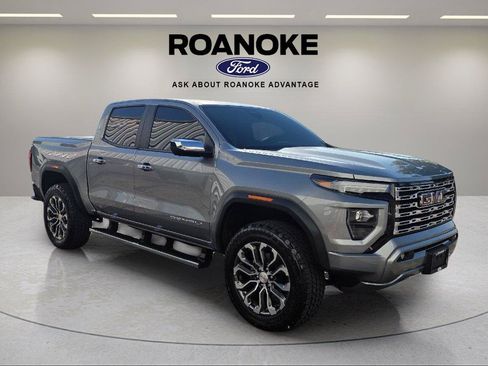 Used 2023 GMC Canyon Denali AWD/4WD image 11