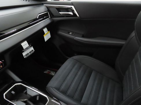New 2026 Mitsubishi Outlander SE AWD/4WD image 19