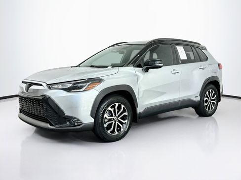 Used 2024 Toyota Corolla Cross AWD Hybrid w/ Moonroof Package image 3