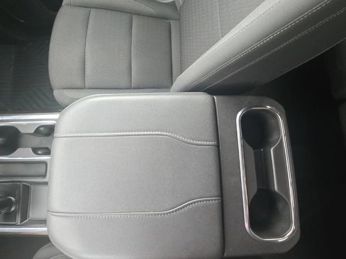 Used 2024 Chevrolet Silverado 1500 LT Trail Boss w/ Convenience Package II AWD/4WD image 29