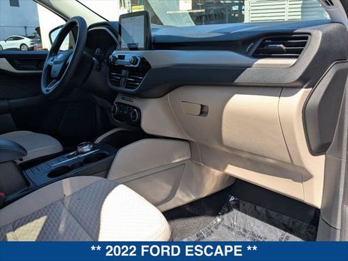 Used 2022 Ford Escape SE FWD image 23