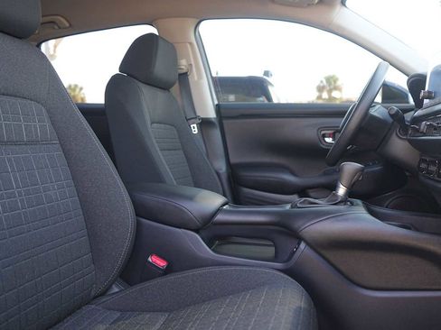 Certified 2024 Honda HR-V LX image 14