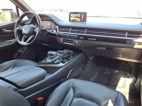 Used 2017 Audi Q7 3.0T Prestige w/ Prestige Package AWD/4WD image 26
