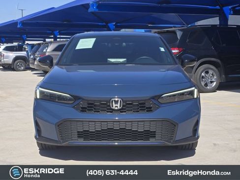 Used 2025 Honda Civic Sport image 2