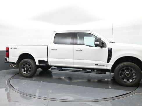 Used 2024 Ford F250 Lariat w/ Lariat Ultimate Package AWD/4WD image 9