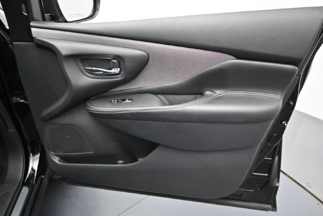 Used 2024 Nissan Murano SV FWD image 29