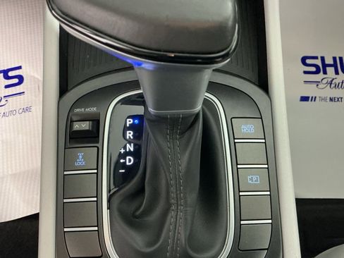Used 2024 Hyundai Kona SEL AWD/4WD image 31