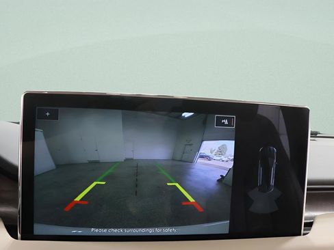 Used 2023 Lincoln Nautilus Reserve image 13