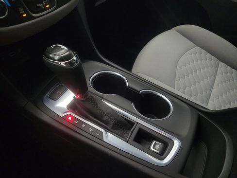 Used 2020 Chevrolet Equinox LS w/ LPO, Cargo Package image 26