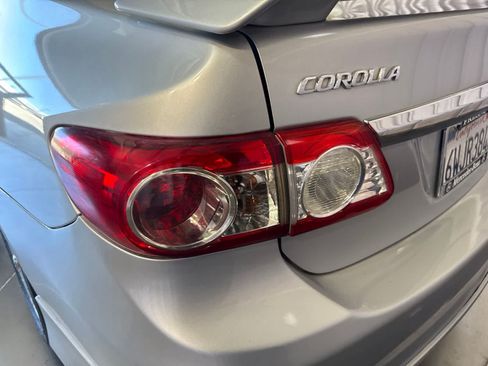 Used 2012 Toyota Corolla S FWD image 12