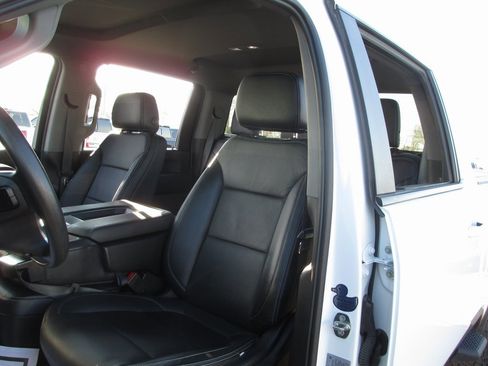 Certified 2022 Chevrolet Silverado 3500 LT w/ Remote Start Package image 17