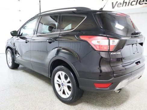 Used 2018 Ford Escape SEL image 3