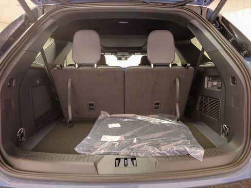 New 2026 Ford Explorer ST-Line w/ ST-Line Street Pack image 22