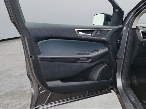 Used 2022 Ford Edge SEL w/ Sport Appearance Package image 10