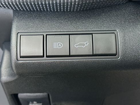 Used 2025 Toyota bZ4X FWD image 17