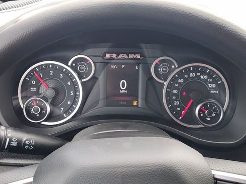 New 2026 RAM 1500 2WD Crew Cab image 14