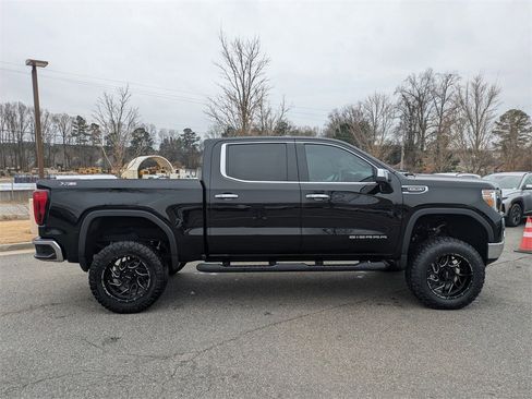 Used 2021 GMC Sierra 1500 SLT w/ SLT Convenience Package image 3
