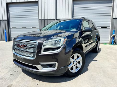 Used 2013 GMC Acadia SLE FWD image 1