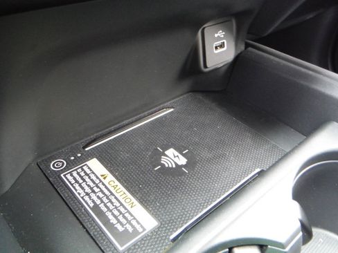 Certified 2025 Honda HR-V EX-L image 22