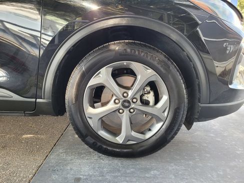 Used 2025 Ford Escape ST-Line FWD image 38