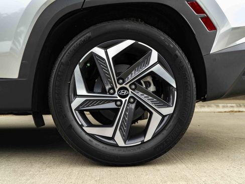 Used 2024 Hyundai Tucson Limited AWD/4WD image 15