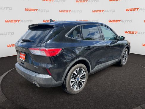 Used 2021 Ford Escape SE w/ SE Sport Appearance Package FWD image 5