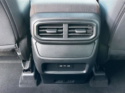 Certified 2025 Honda Pilot Sport image 28