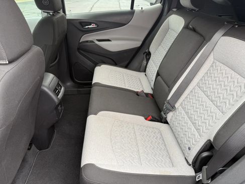 Used 2023 Chevrolet Equinox LT w/ Driver Convenience Package AWD/4WD image 9