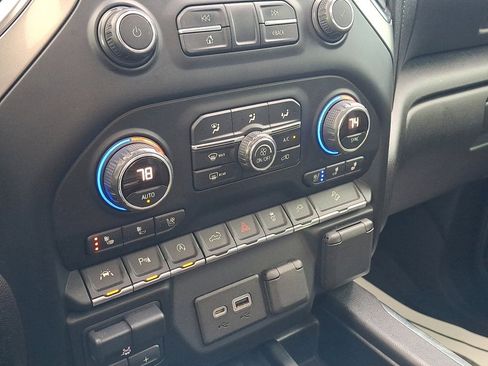 Used 2019 Chevrolet Silverado 1500 LTZ w/ LTZ Premium Package image 29