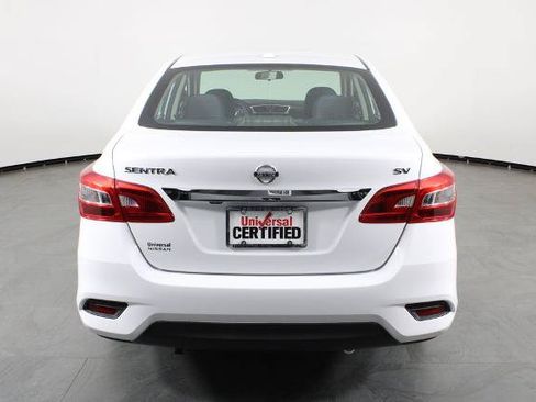 Certified 2019 Nissan Sentra SV FWD image 11