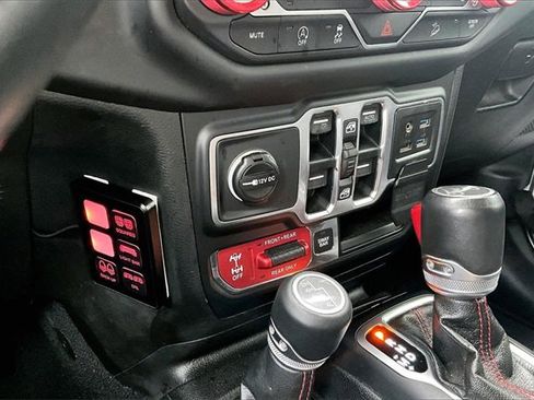 Used 2018 Jeep Wrangler Unlimited Rubicon image 23