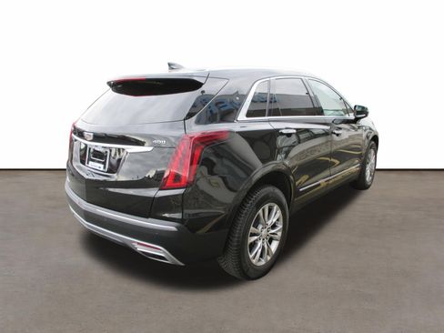 Used 2020 Cadillac XT5 Premium Luxury FWD image 5
