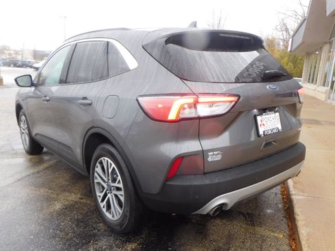 Used 2021 Ford Escape SEL image 3