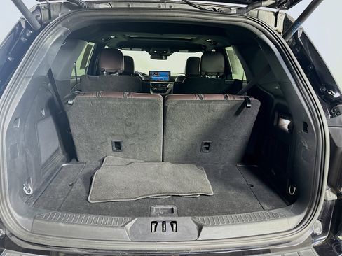 Used 2025 Ford Explorer Platinum w/ LUX Leather Package image 31