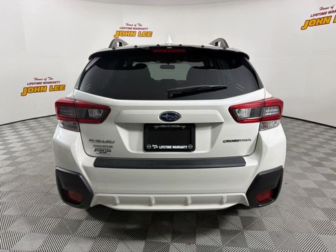 Used 2020 Subaru Crosstrek 2.0i Premium image 4