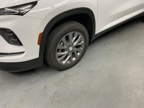 New 2026 Buick Enclave Preferred image 6