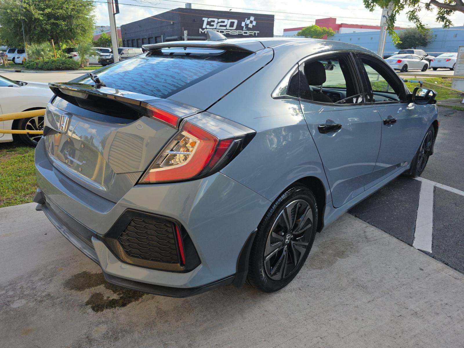 Used 2017 Honda Civic EX image 3