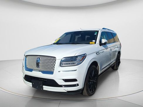 Used 2020 Lincoln Navigator Reserve w/ Equipment Group 208A Reserve AWD/4WD image 2